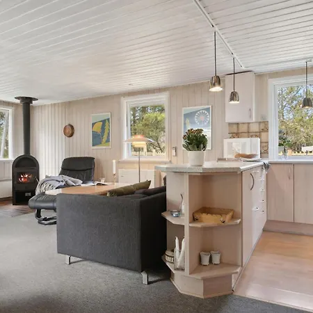 3 Bedroom Lovely In